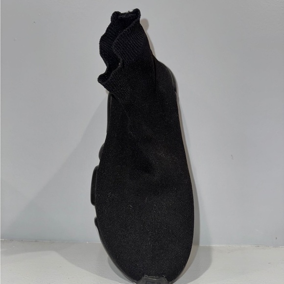 Authentic Balenciaga trainers size men’s 9 - Picture 2 of 3